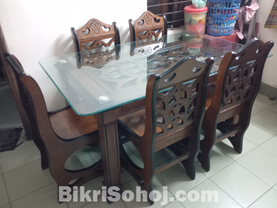 Dining table 6 chairs